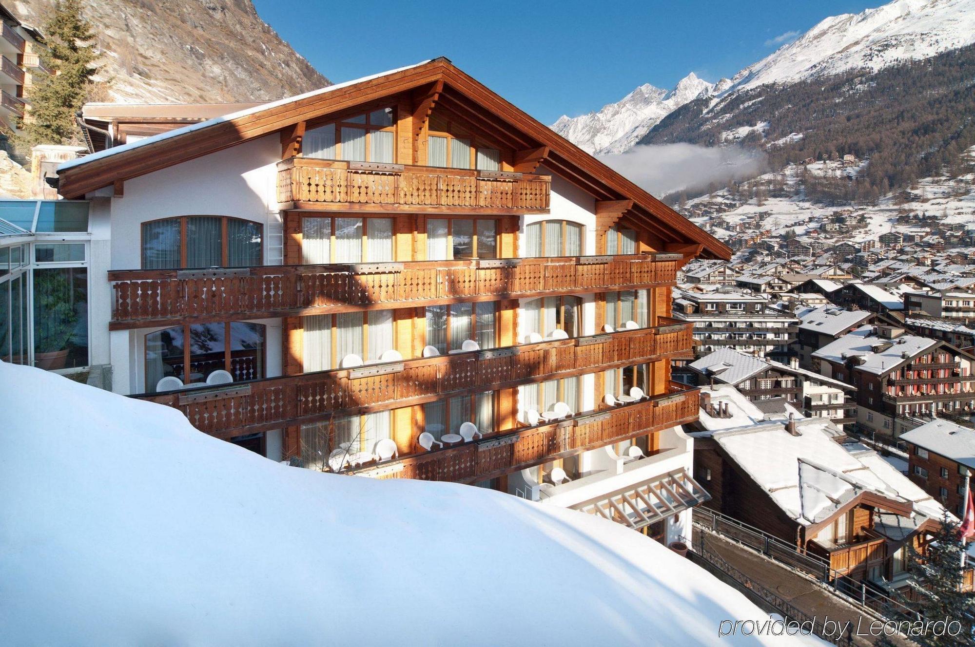 Hotel Tschugge Zermatt Exterior photo